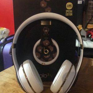Beats by Dr. Dre Line Friends Special Edition